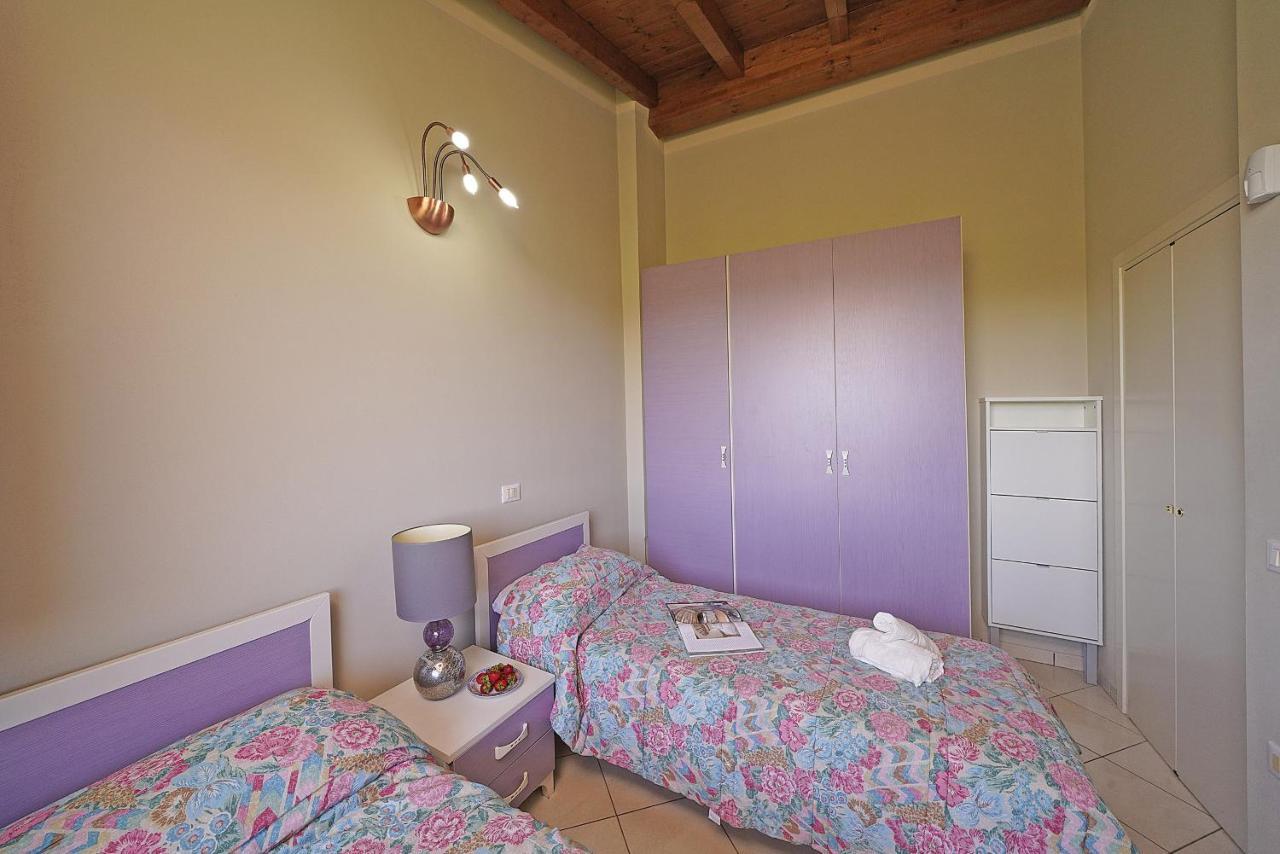 Residenza Tammaro - Gardagate Appartement Sirmione Buitenkant foto
