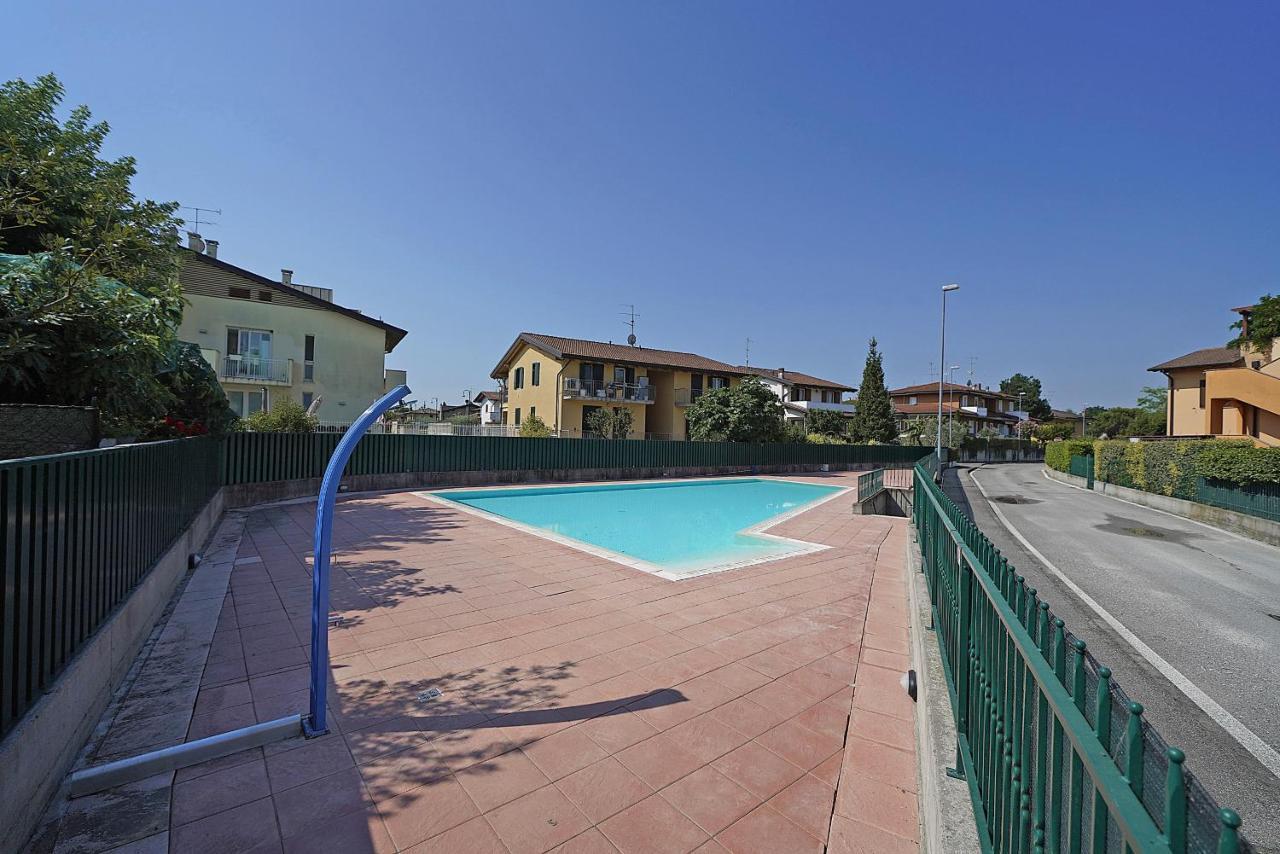 Residenza Tammaro - Gardagate Appartement Sirmione Buitenkant foto