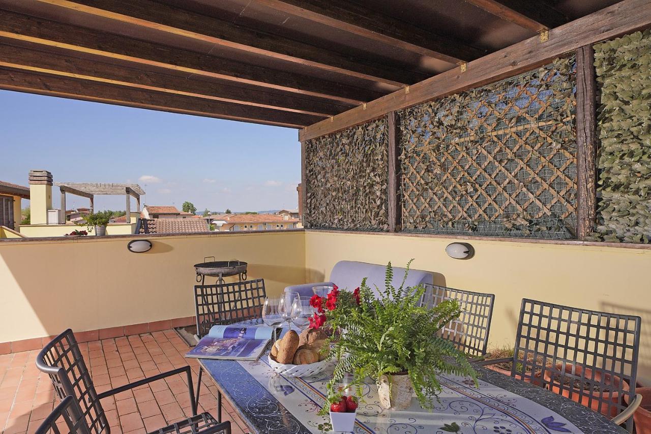 Residenza Tammaro - Gardagate Appartement Sirmione Buitenkant foto