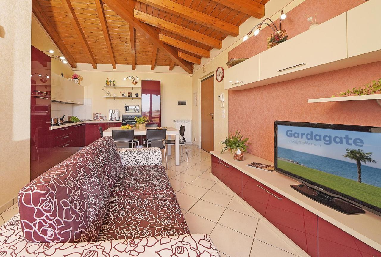 Residenza Tammaro - Gardagate Appartement Sirmione Buitenkant foto
