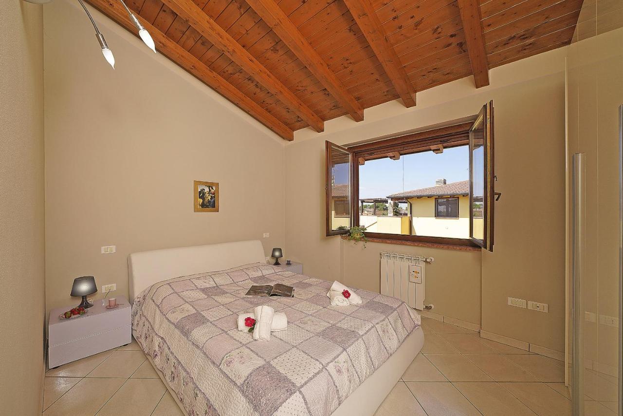 Residenza Tammaro - Gardagate Appartement Sirmione Buitenkant foto