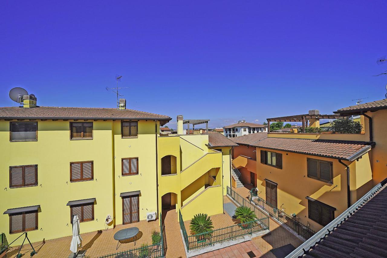 Residenza Tammaro - Gardagate Appartement Sirmione Buitenkant foto